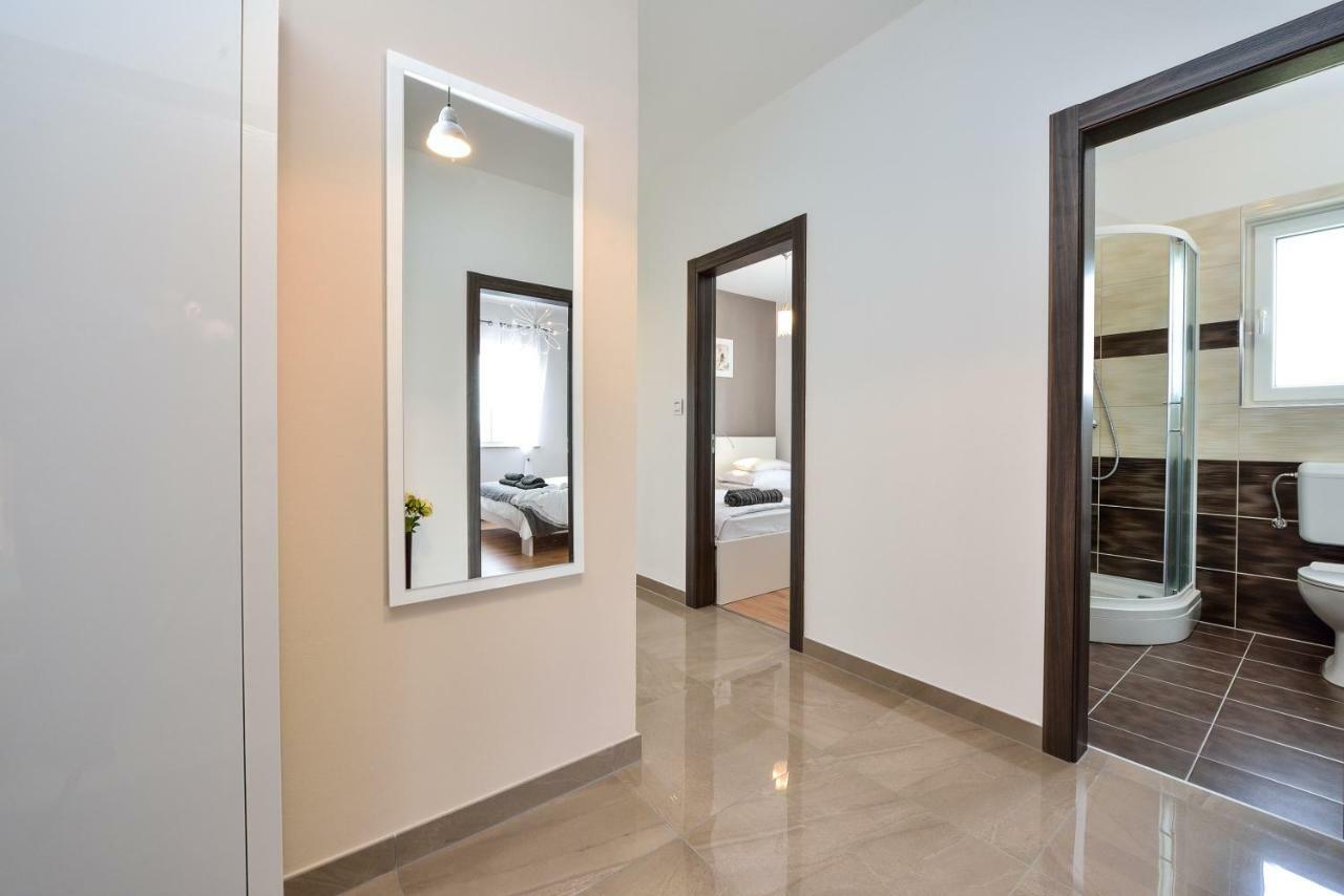 Apartments Feel Good Sukošan Exterior foto